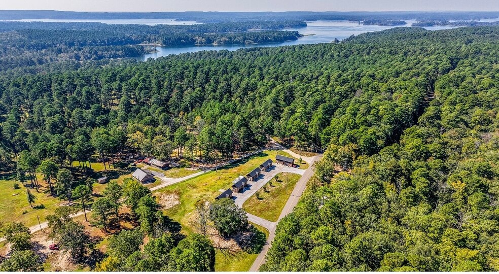 Primary Photo Of 1136 Arlie Moore Rd, Bismarck Hotel For Sale