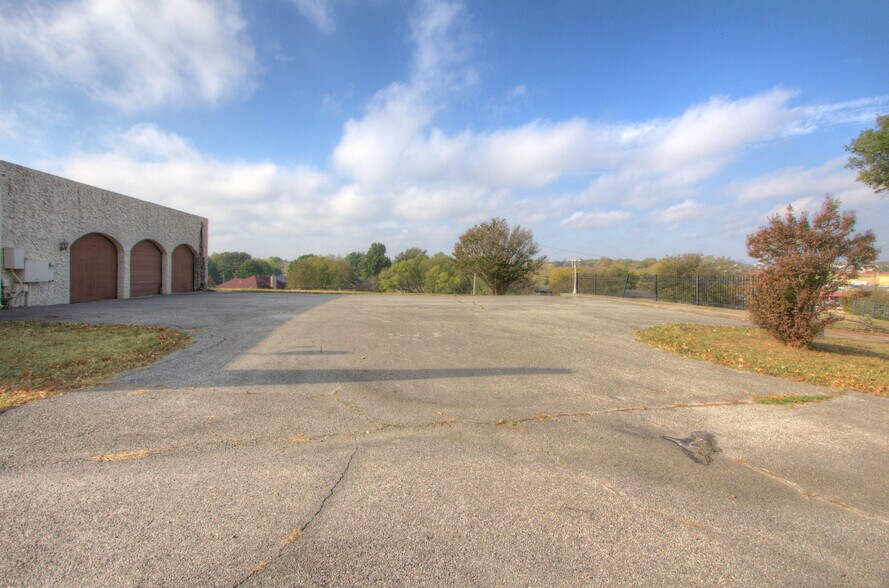 More Photos Of 424 W 111th St S, Jenks Land For Sale