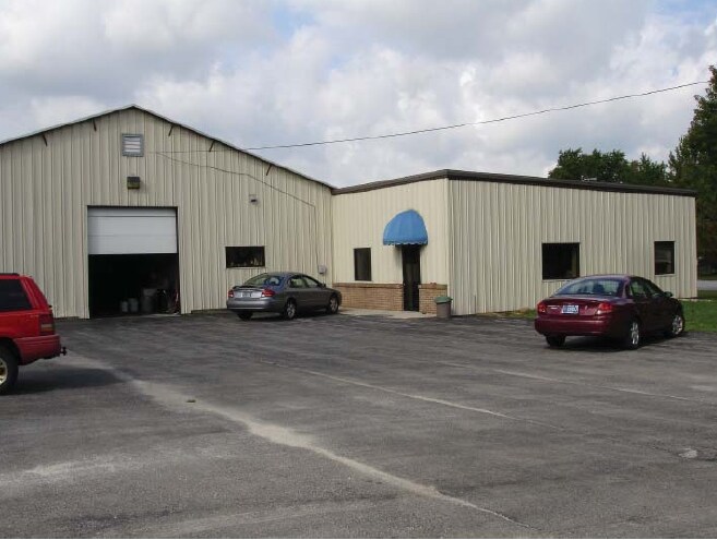 More Photos Of 504 Jackson St, Huntington Warehouse For Sale