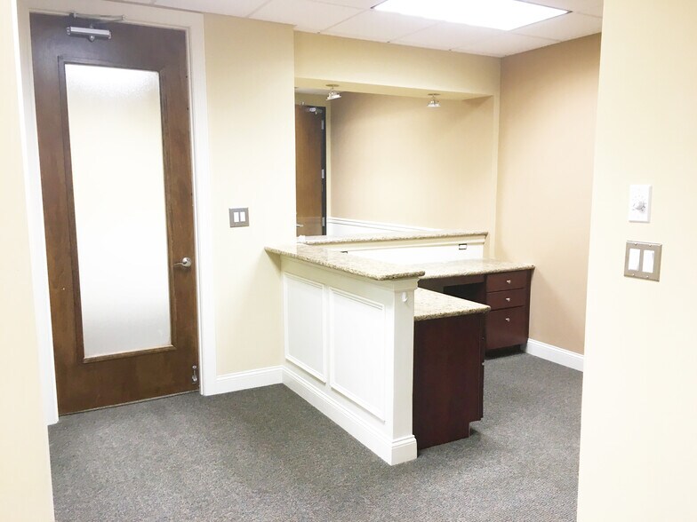 More Photos Of 34 Manchester Ave, Forked River Medical For Lease