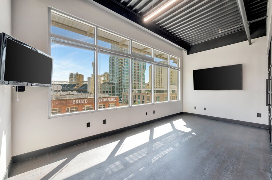 More Photos Of 406 9th Ave, San Diego Loft Creative Space For Sale