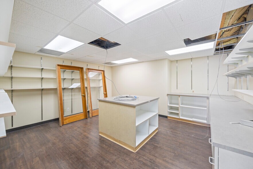 More Photos Of 510-514 Wilcox St, Castle Rock Office For Sale