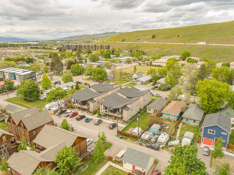 More Photos Of 819 Charlo St, Missoula Apartments For Sale