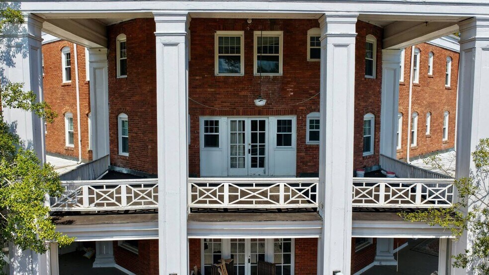 More Photos Of 158 Academy Lane Dr, Pence Springs Hotel For Sale