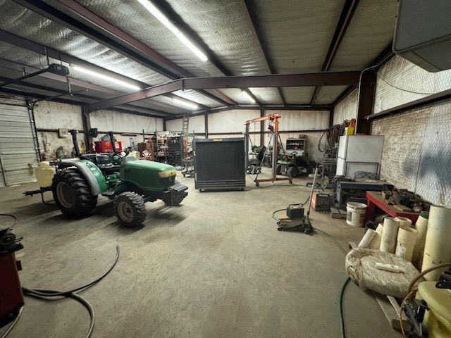 More Photos Of 7931 19th St, Lubbock Warehouse For Sale