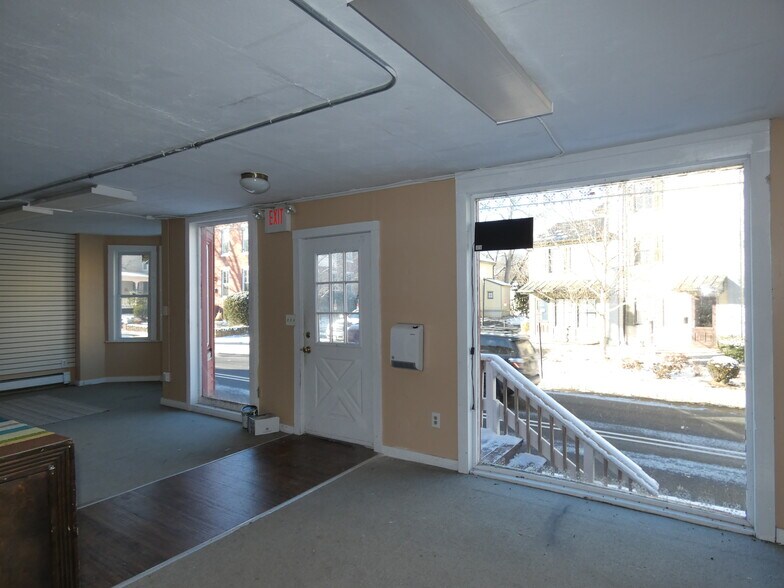 More Photos Of 125 Main St, Flemington Apartments For Sale