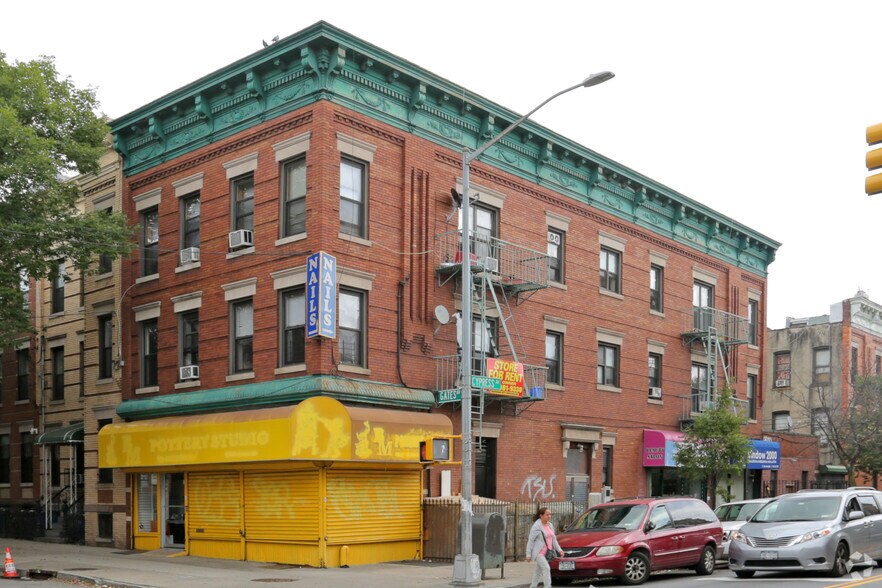 Primary Photo Of 17-02 Gates Ave, Flushing Storefront Retail Residential For Lease