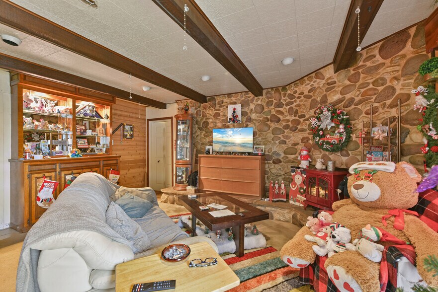 More Photos Of 1804 36th St N, Texas City Multifamily For Sale