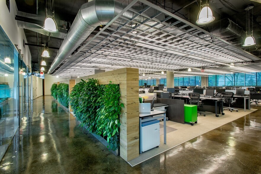 More Photos Of 20 Glover Ave, Norwalk Office For Lease