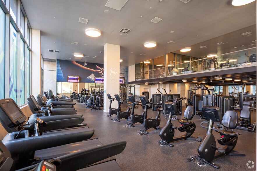 More Photos Of 750 S Grand Ave, Los Angeles Apartments For Lease