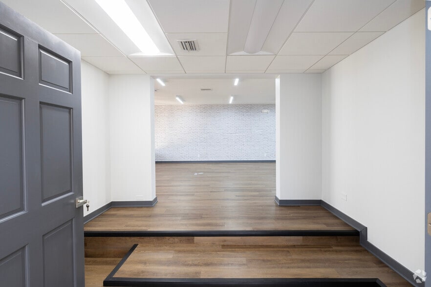 More Photos Of 524 9th St W, Bradenton Medical For Lease