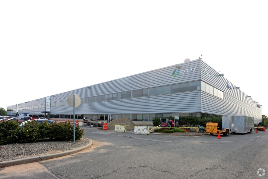 More Photos Of 230-19 International Airport Ctr Blvd, Springfield Gardens Unknown For Lease
