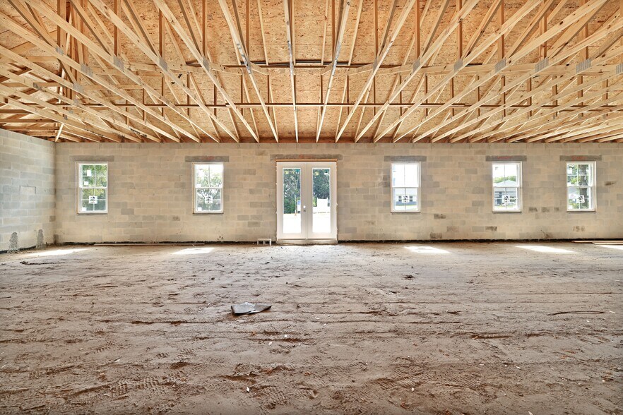 More Photos Of 6638 Dairy Rd, Zephyrhills Medical For Sale