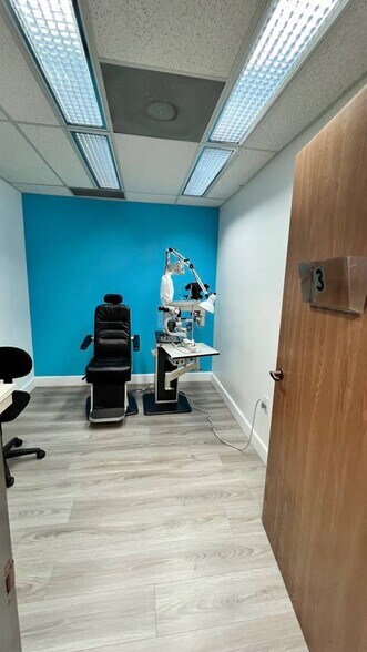 More Photos Of 44215 15th St W, Lancaster Medical For Sale