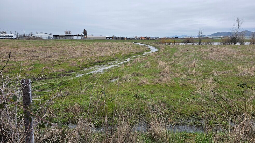More Photos Of North Coburg Rd @ Diamond Hill Road, Harrisburg Land For Sale