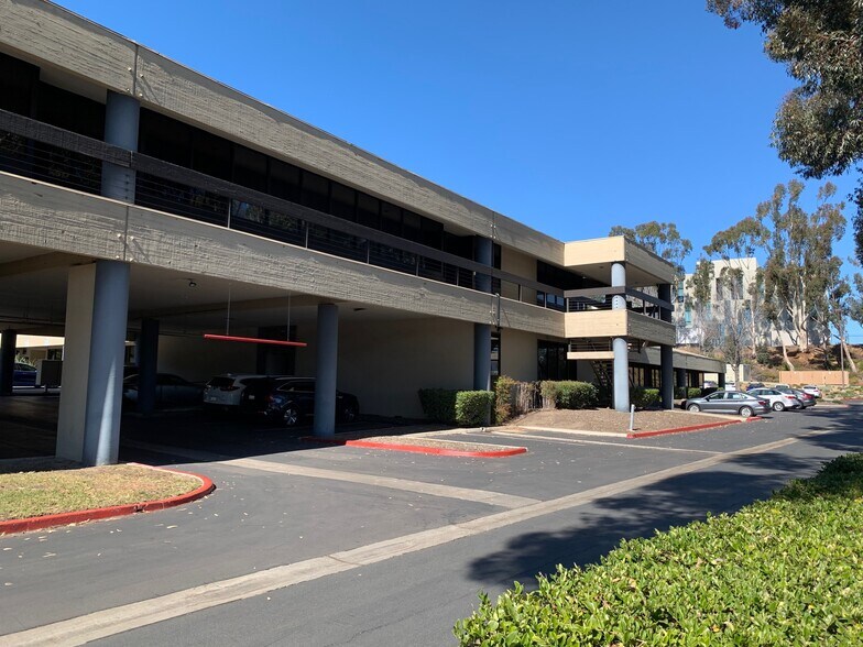 More Photos Of 16885 W Bernardo Dr, San Diego Loft Creative Space For Lease