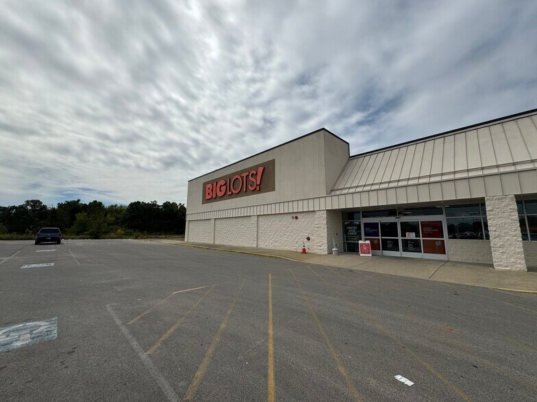 Primary Photo Of 777 Bypass Rd, Brandenburg Freestanding For Lease