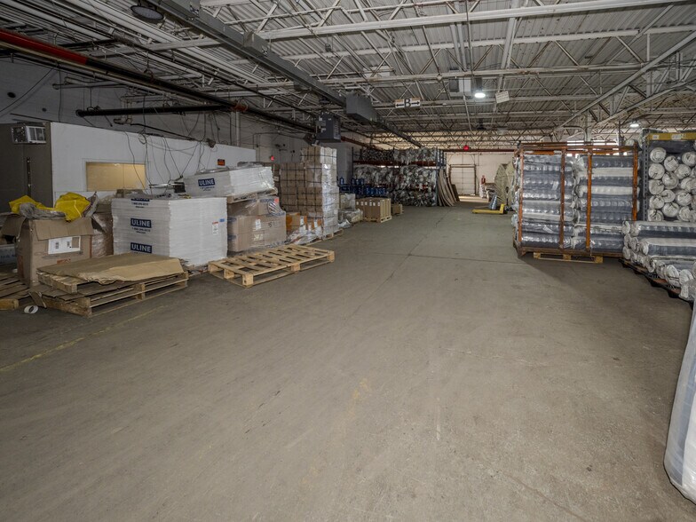 More Photos Of 39 Meade St, Trenton Distribution For Lease