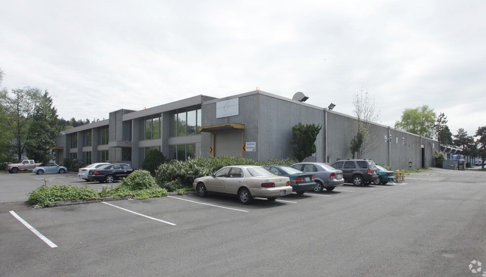 Primary Photo Of 8655 S 208th St, Kent Manufacturing For Sale