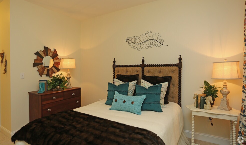 More Photos Of 14 Hudson Ave, Glens Falls Apartments For Lease