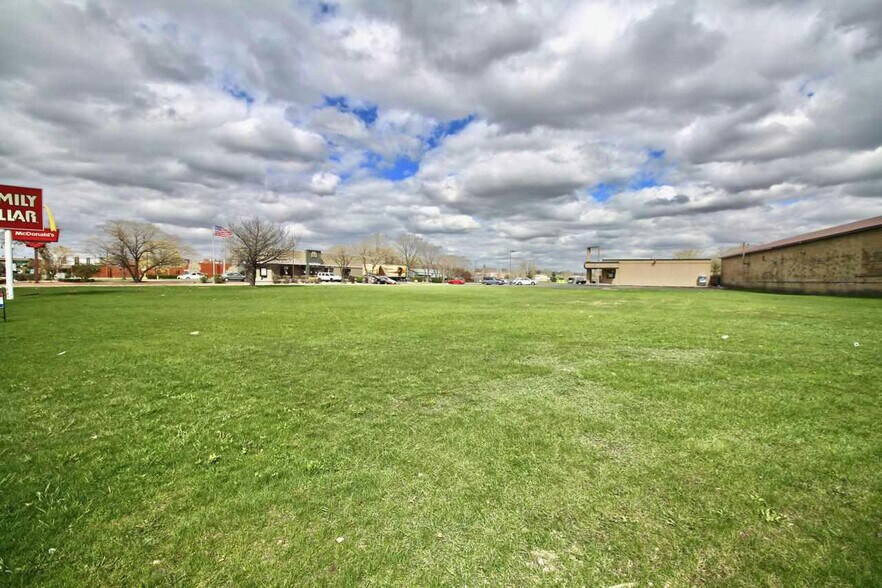 Primary Photo Of 127 Blackhawk Blvd, South Beloit Land For Sale