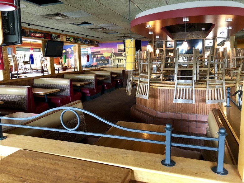 More Photos Of 4705 US Highway 80 E, Savannah Restaurant For Lease