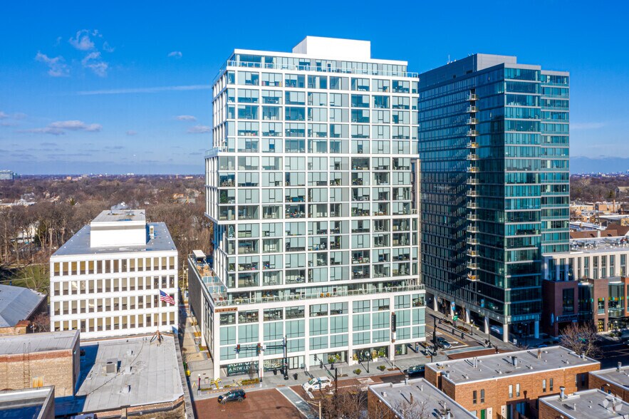 Primary Photo Of 1000 Lake St, Oak Park Apartments For Lease