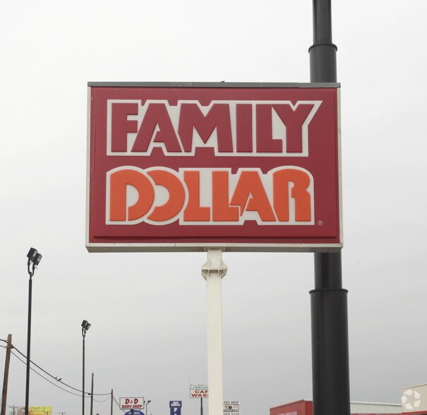 More Photos Of 1604 S Fort Hood St, Killeen Freestanding For Lease