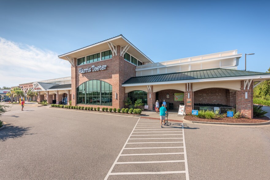 More Photos Of 201-203 Alston Blvd, Hampstead General Retail For Lease