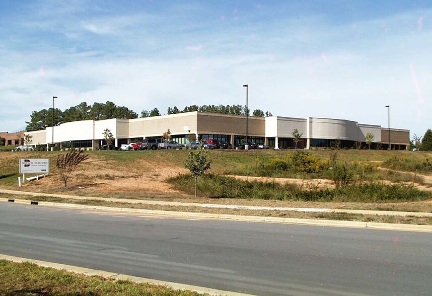 More Photos Of 203 Capcom Ave, Wake Forest Flex For Lease