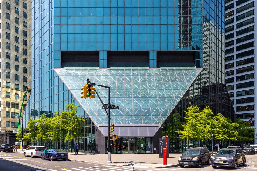 More Photos Of 180 Maiden Ln, New York Office For Lease
