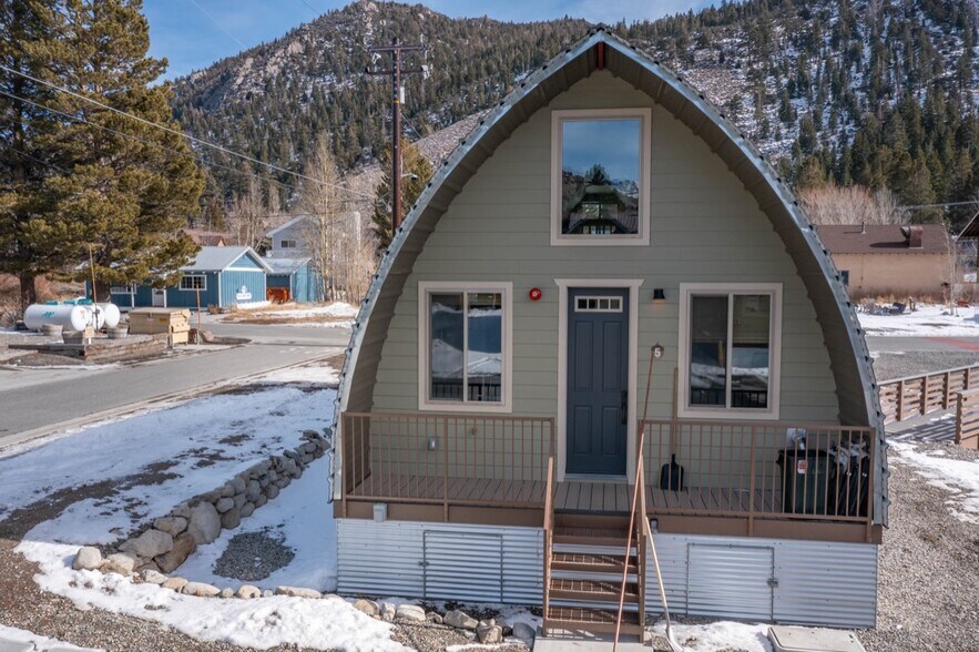 More Photos Of 25 Howard Ave, June Lake Apartments For Sale