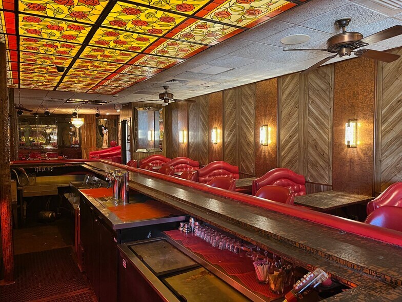 More Photos Of 4125-4129 W Lawrence Ave, Chicago Restaurant For Sale