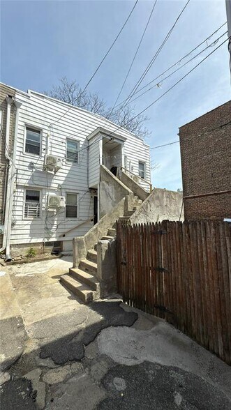 More Photos Of 5507 103rd St, Corona Apartments For Sale