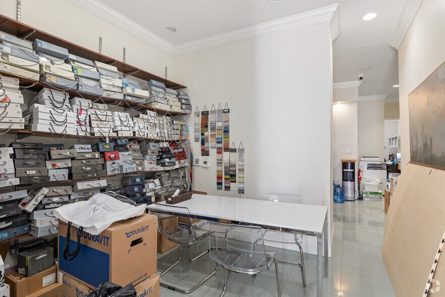 More Photos Of 3313 NE 32nd St, Fort Lauderdale General Retail For Sale