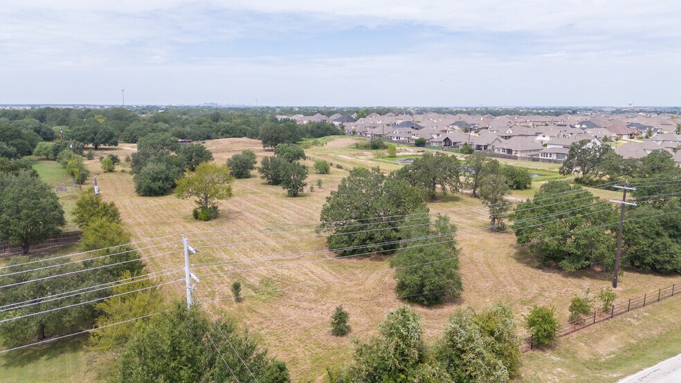 More Photos Of 6620 Victoria Ave, College Station Land For Sale