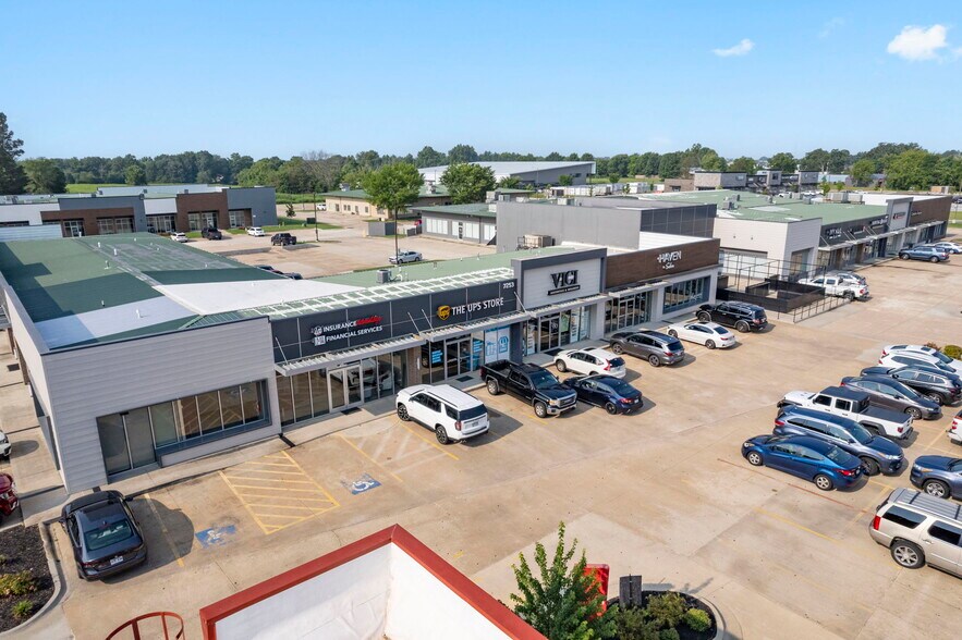 More Photos Of 1395 E Henri De Tonti Blvd, Springdale Unknown For Lease