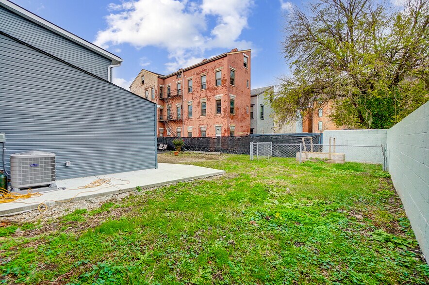 More Photos Of 2124 Saint Michael St, Cincinnati Apartments For Sale