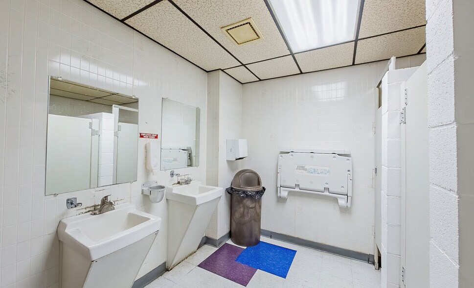 More Photos Of 2701 P Nut Ln, Bloomsburg Bowling Alley For Sale