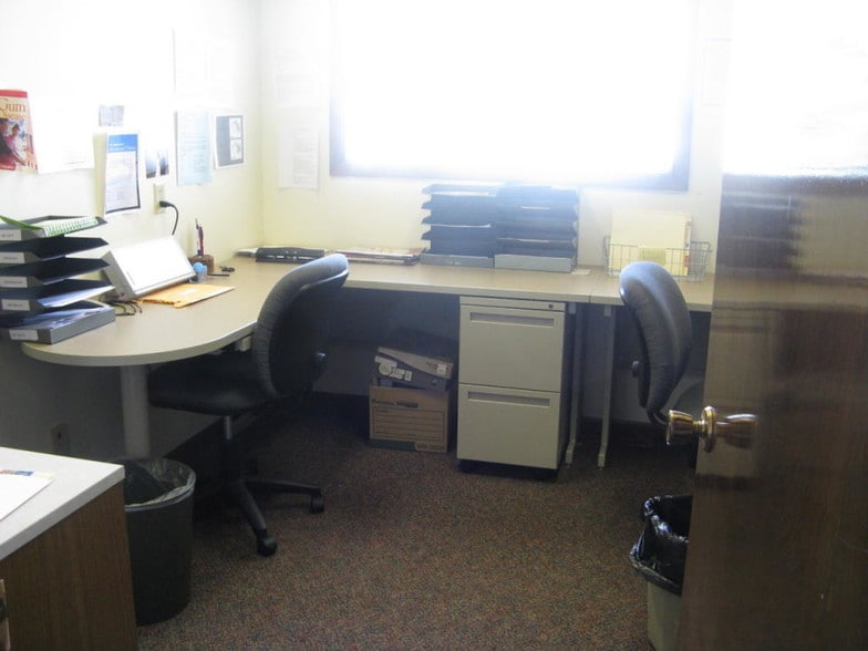 More Photos Of 1121 Pebble Lake Rd, Fergus Falls Medical For Sale