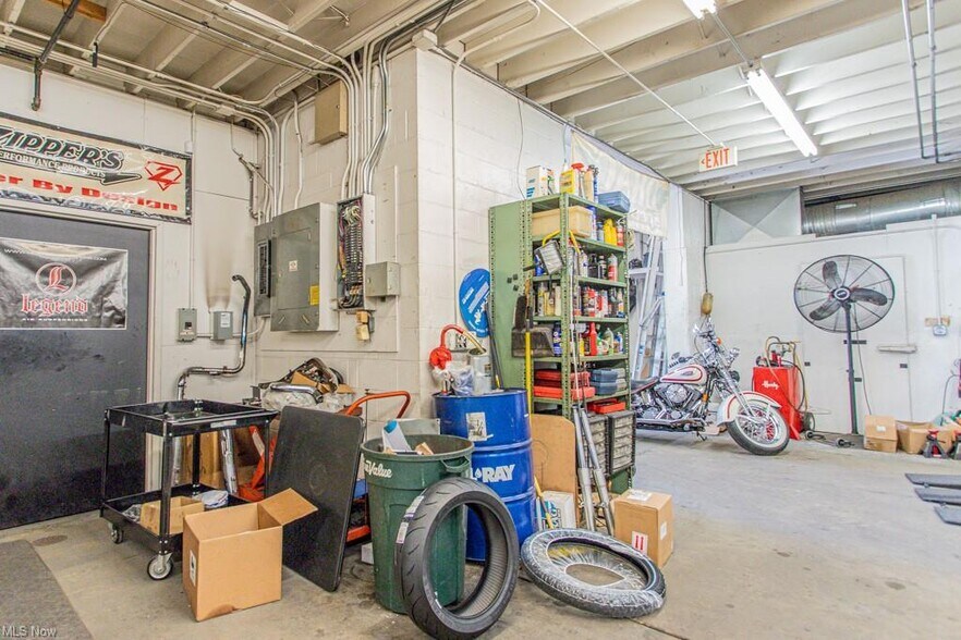 More Photos Of 2362 S Canal St, Newton Falls Storefront For Sale