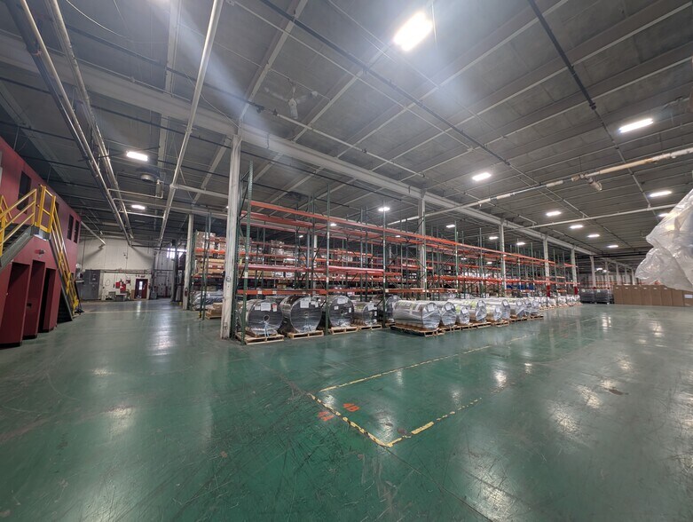 More Photos Of 1 Pond Rd, Rockleigh Warehouse For Lease