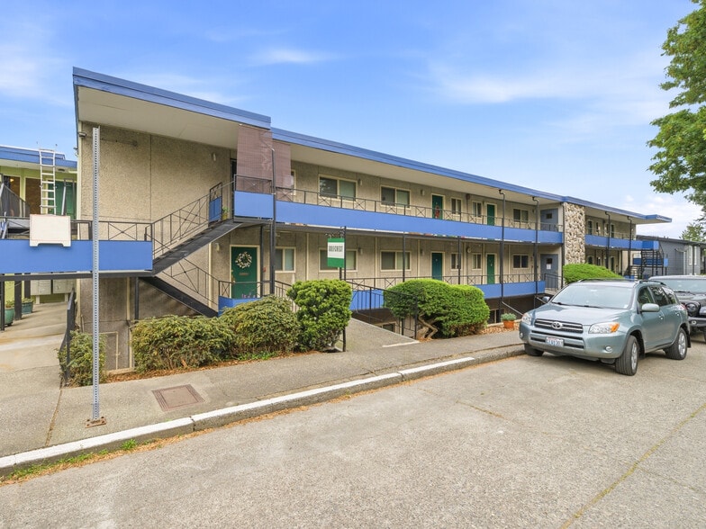 More Photos Of 2629 14th Ave W, Seattle Apartments For Sale