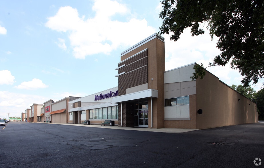 Primary Photo Of 3485-3497 Belmont Ave, Youngstown General Retail For Lease