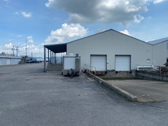 More Photos Of 500 N Congress Ave, Evansville Warehouse For Sale