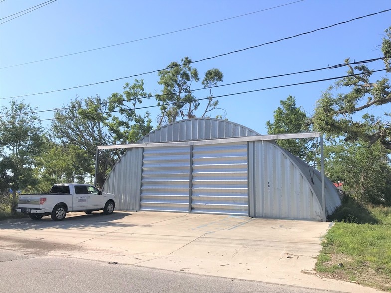 More Photos Of 2611 E 6th St, Panama City Warehouse For Sale