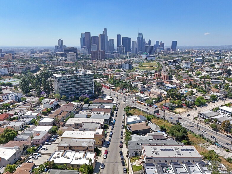 More Photos Of 931 Everett St, Los Angeles Apartments For Sale