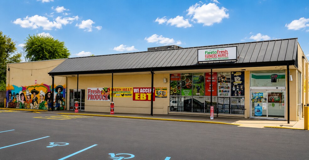 More Photos Of 1403-1415 N DuPont Hwy, New Castle Storefront For Sale