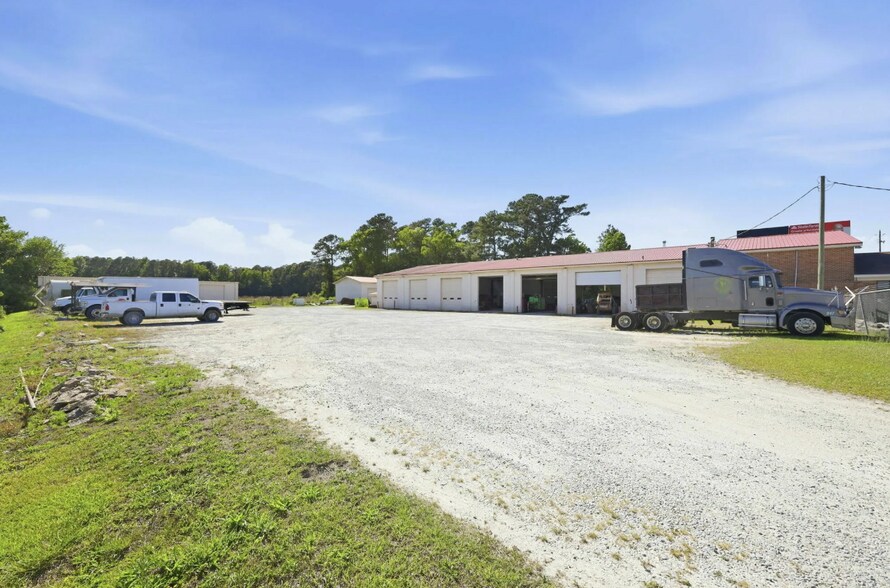 More Photos Of 2705 US 70 Hwy E, New Bern Light Manufacturing For Sale