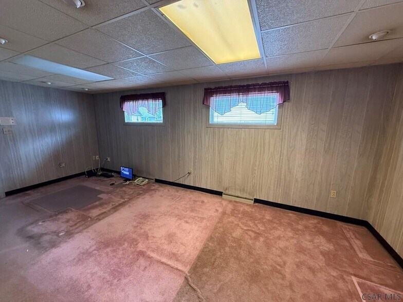 More Photos Of 226 Ohio St, Johnstown Office For Sale
